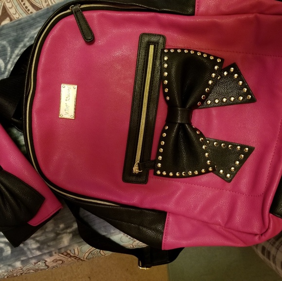 Betsy Johnson Backpack and matching wallet - Picture 2 of 4